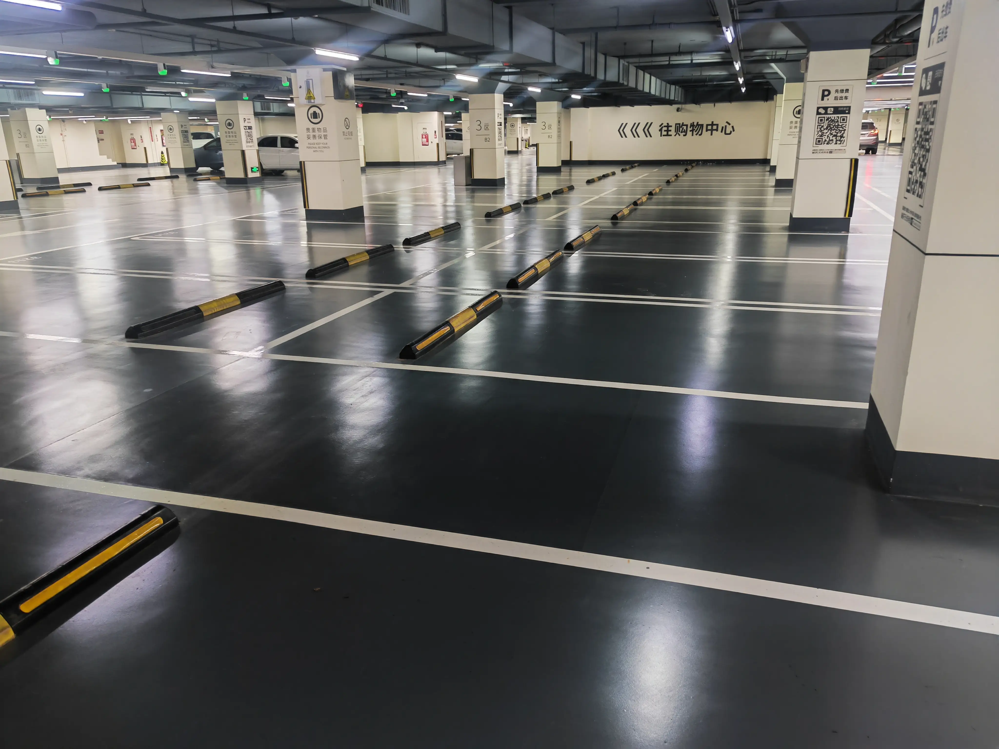 2026年深圳地坪漆定制廠家推薦：專業(yè)環(huán)氧地坪漆、工業(yè)耐磨地坪漆、車庫防滑地坪漆源頭工廠實力解析與采購指南